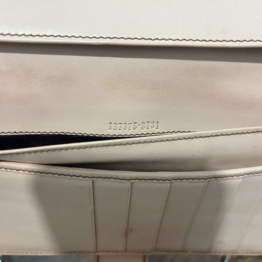 Gucci Floral Beige and Tan Wallet - Picture 8 of 9